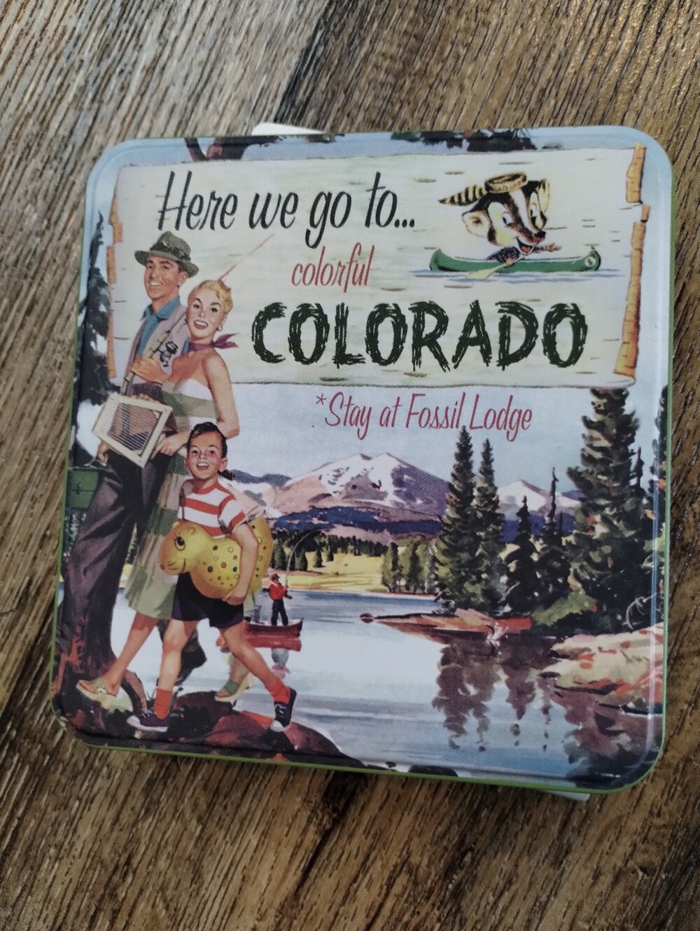 Fossil Brown Leather Trifold Wallet with Keychain Tag NWT Colorado Tin Extra Cap - Picture 8 of 11